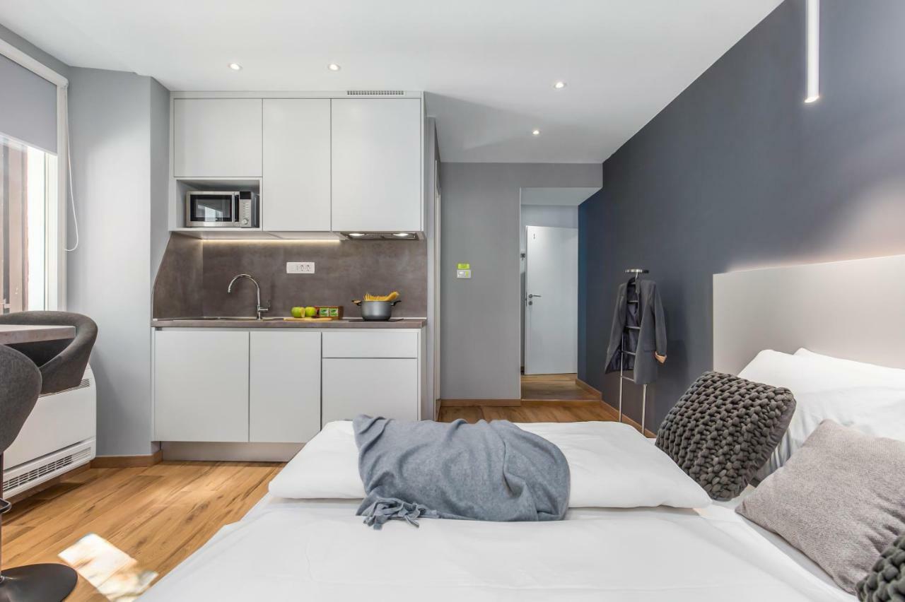 Incenter Apartments Rijeka Luaran gambar