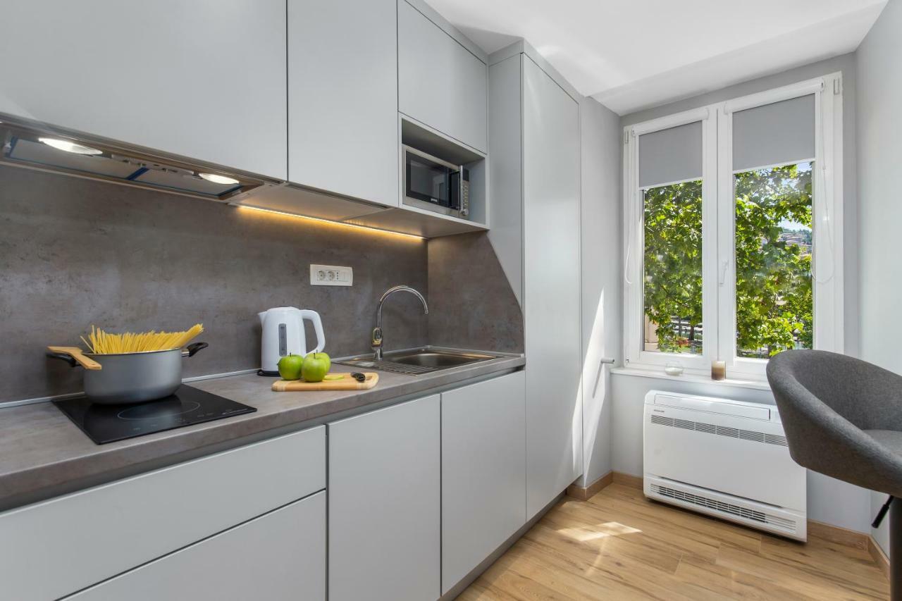 Incenter Apartments Rijeka Luaran gambar